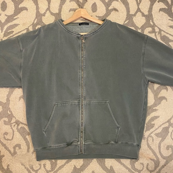 Brandy Melville Oversized Zip Up - Picture 1 of 3